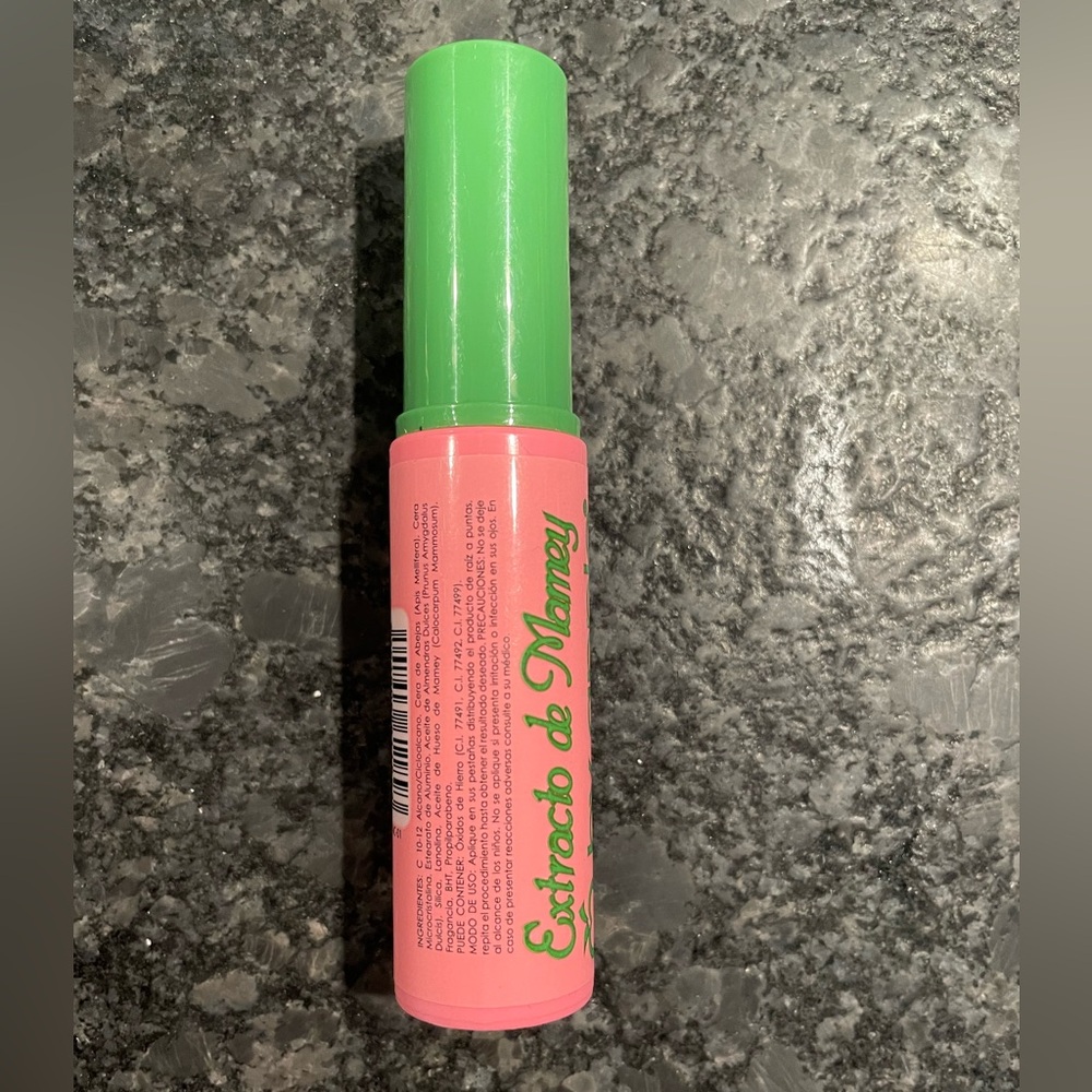 Apple mascara
